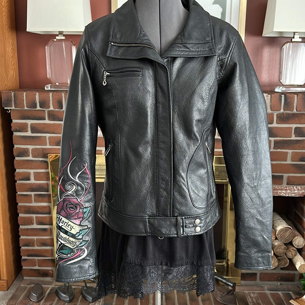 Harley-Davidson Womens embroidered graphic Genuine Leather Jacket  NWOT Size M